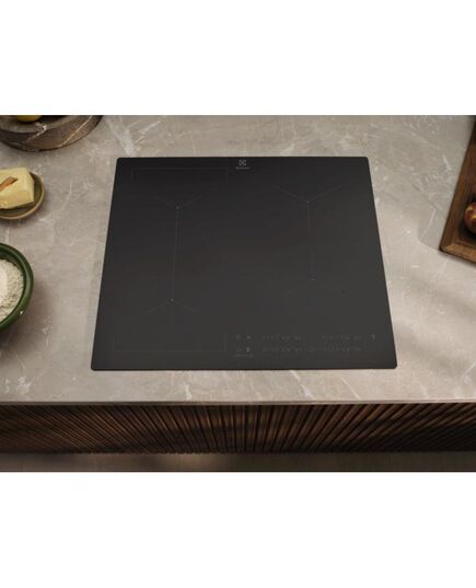 ВСТРАИВАЕМЫЕ ЭЛЕКТРИЧЕСКИЕ ПОВЕРХНОСТИ ELECTROLUX EIT60433CT  SAPHIR MATT INDUKCIJAS
